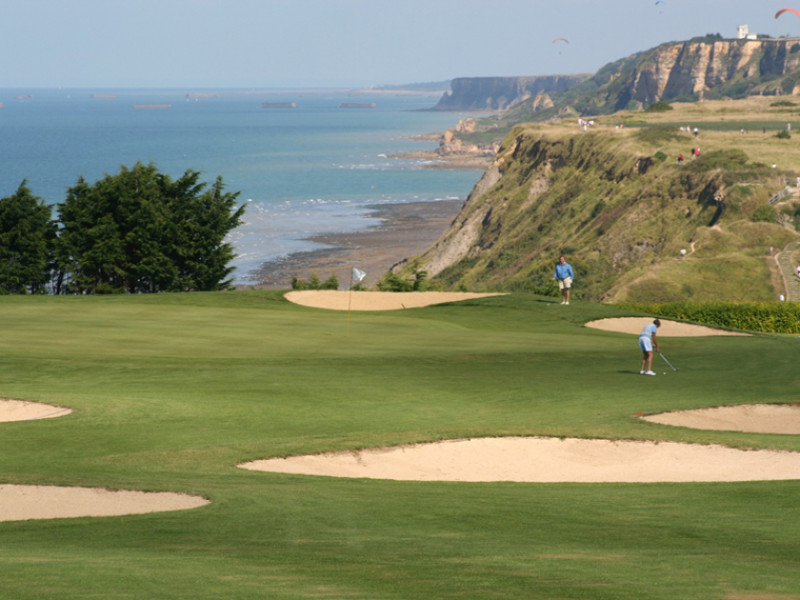 hjul underskud discolor Omaha Beach golf stay, Normandy with 5 star accommodation